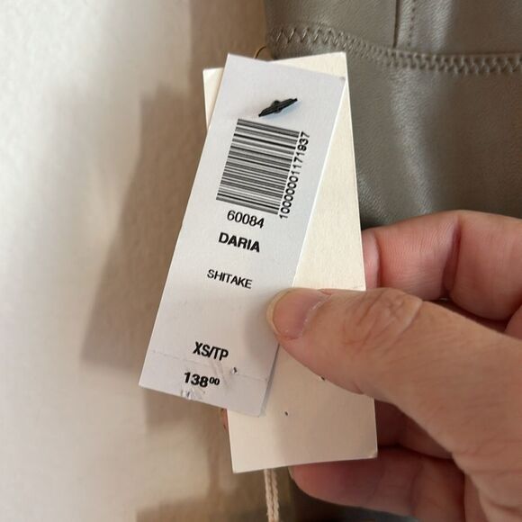 Wilfred Free Women Daria pants taupe shiitake faux leather Leggings XS short NWT - Picture 4 of 12